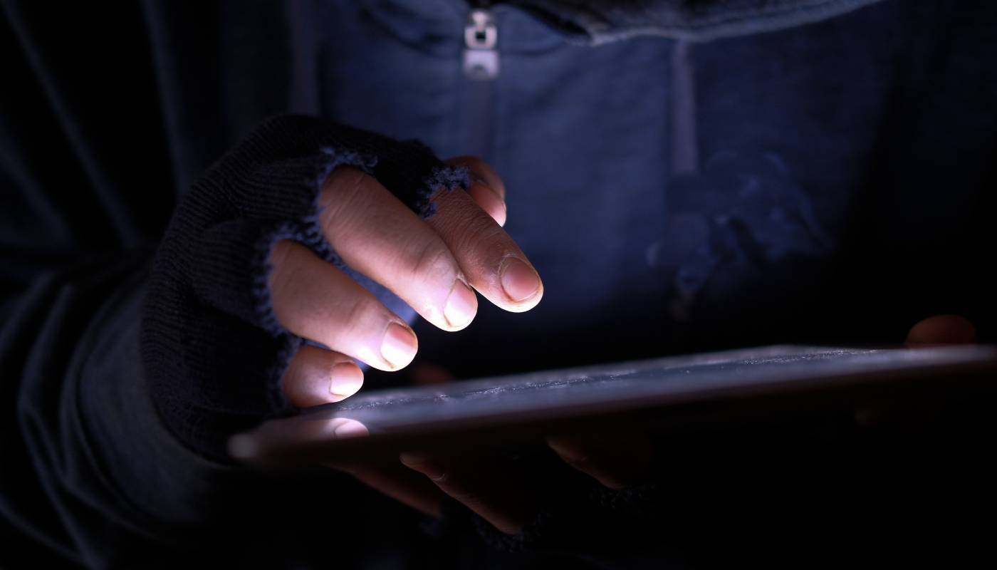 Menacer un élu sur les réseaux : un délit sévèrement puni